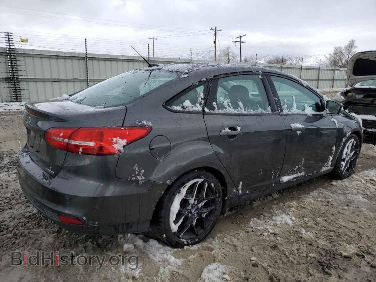 2016 FORD ALL Models - VIN: 1FADP3F23GL295357 - Фото 3