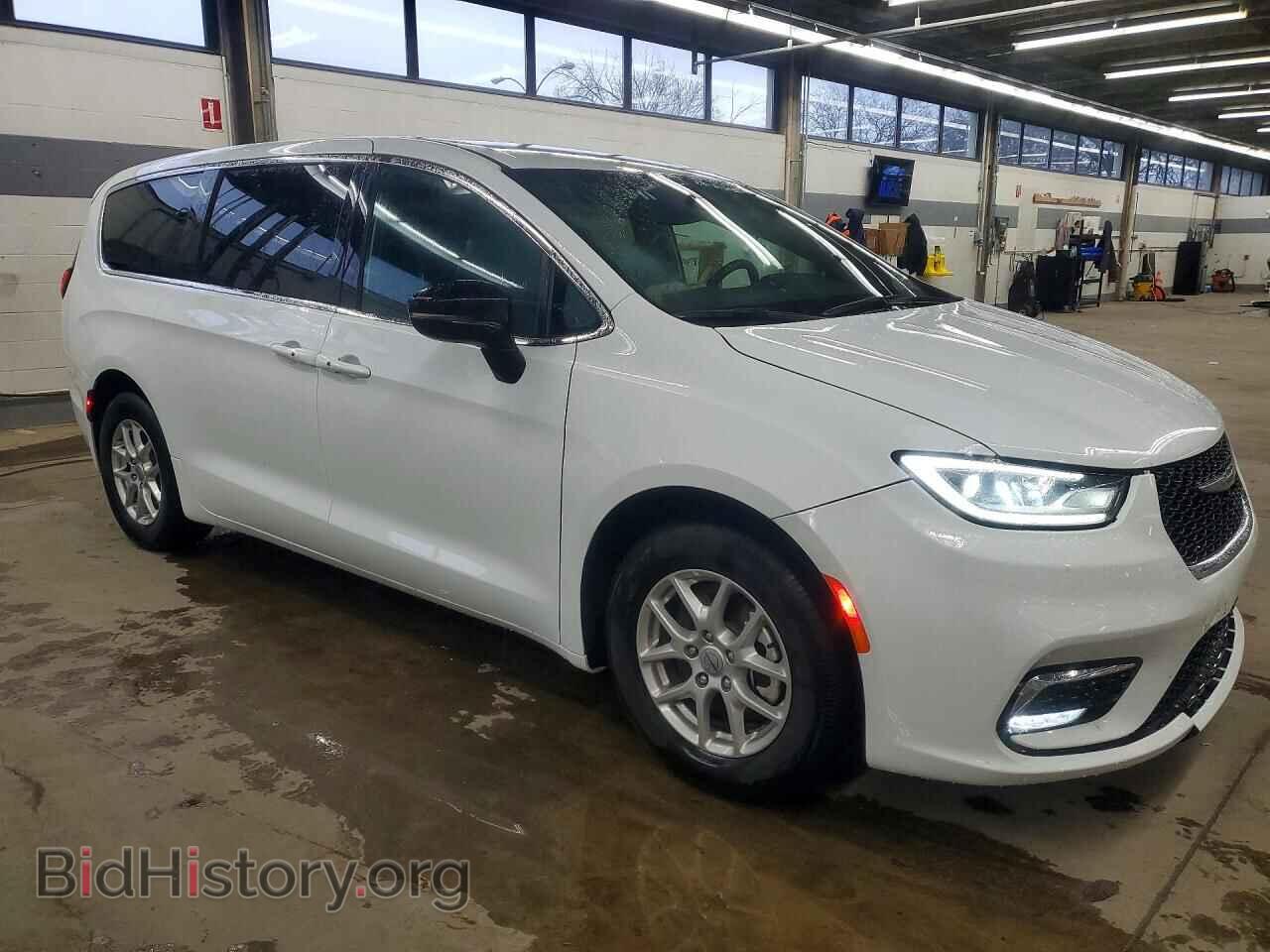 2025 CHRYSLER PACIFICA - VIN: 2C4RC1BG8SR511883 - Photo 4