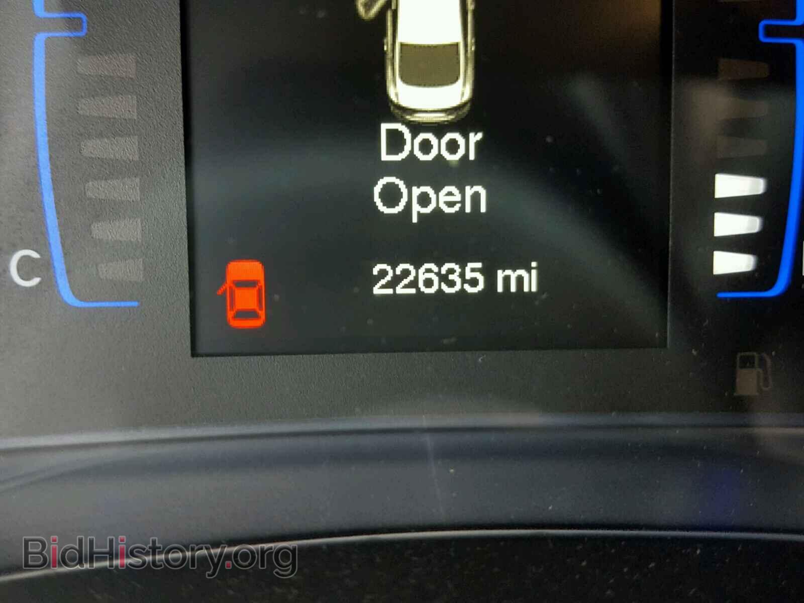 2016 CHRYSLER 200 - VIN: 1C3CCCAB7GN142675 - Фото 8