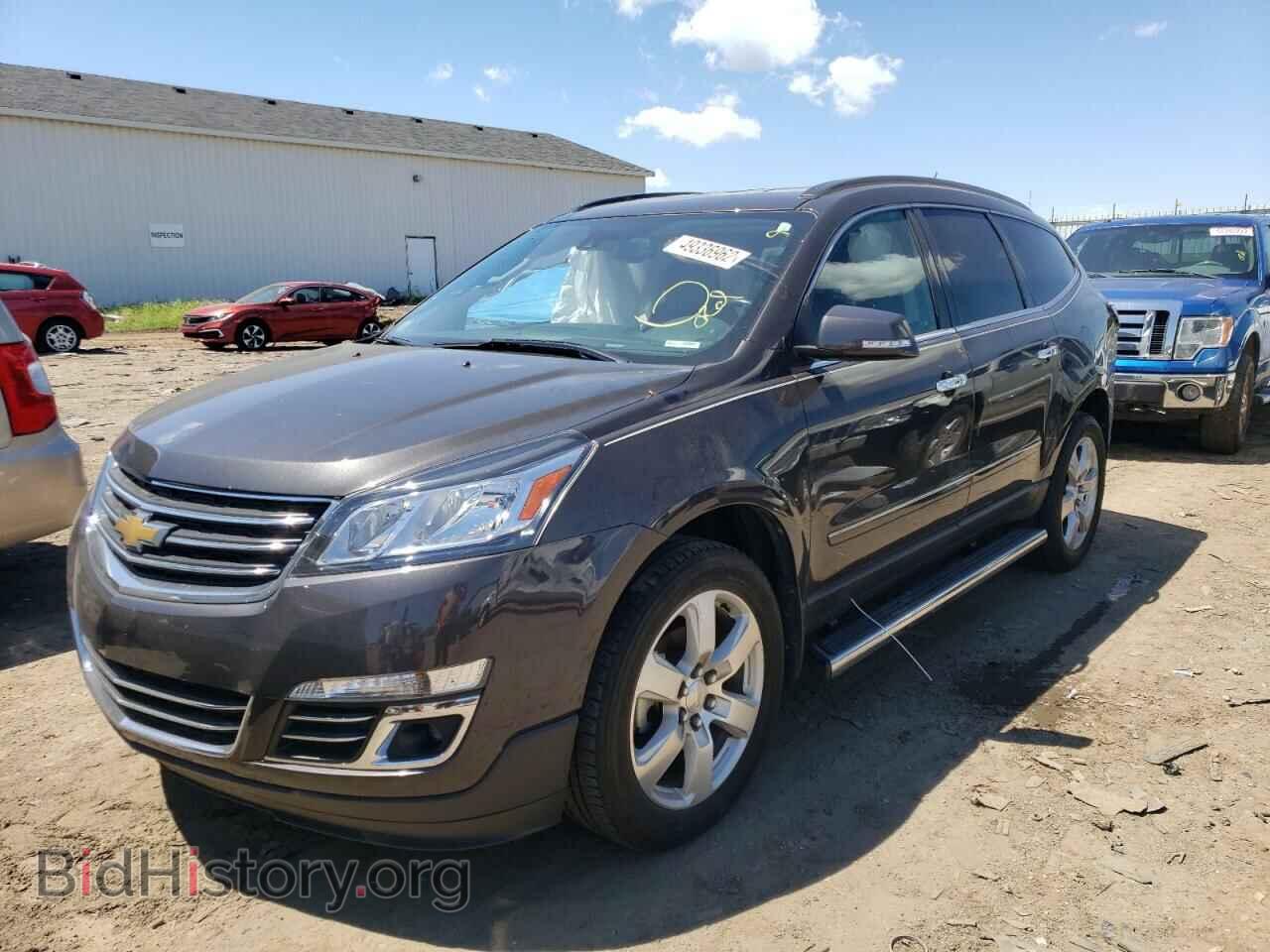 2017 CHEVROLET TRAVERSE - VIN: 1GNKRJKD2HJ296897 - Фото 2