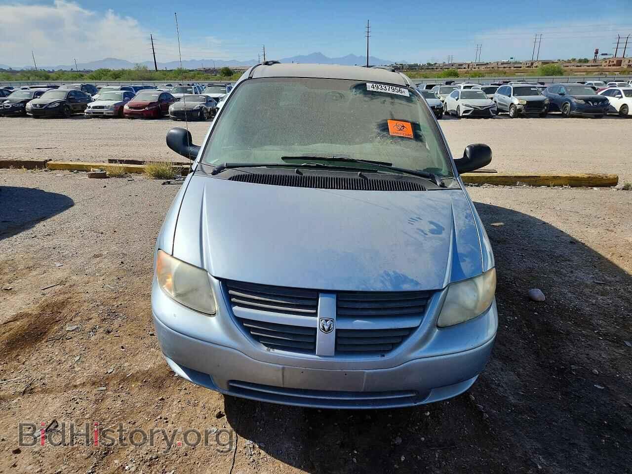 2005 DODGE CARAVAN - VIN: 1D4GP24RX5B259057 - Photo 5