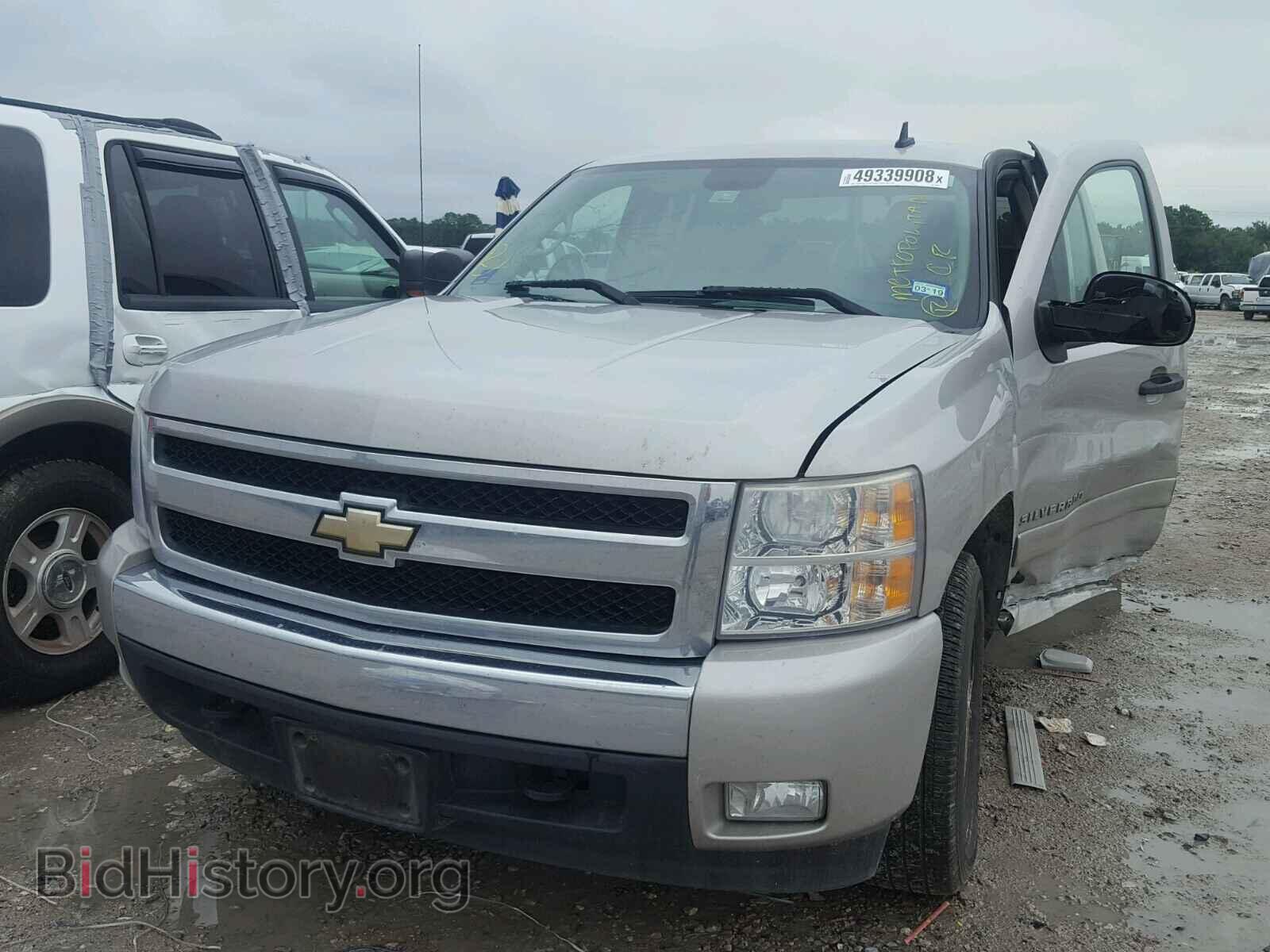 2007 CHEVROLET SILVERADO - VIN: 2GCEC19J471590958 - Фото 2