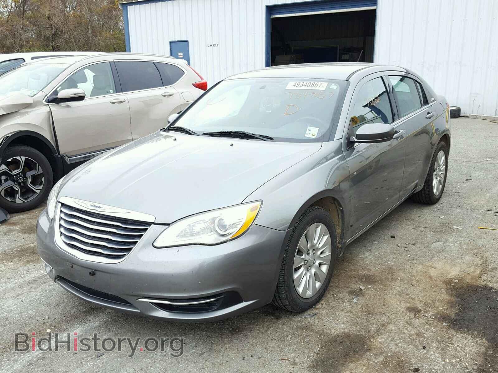 2013 CHRYSLER 200 - VIN: 1C3CCBAB8DN734057 - Фото 2