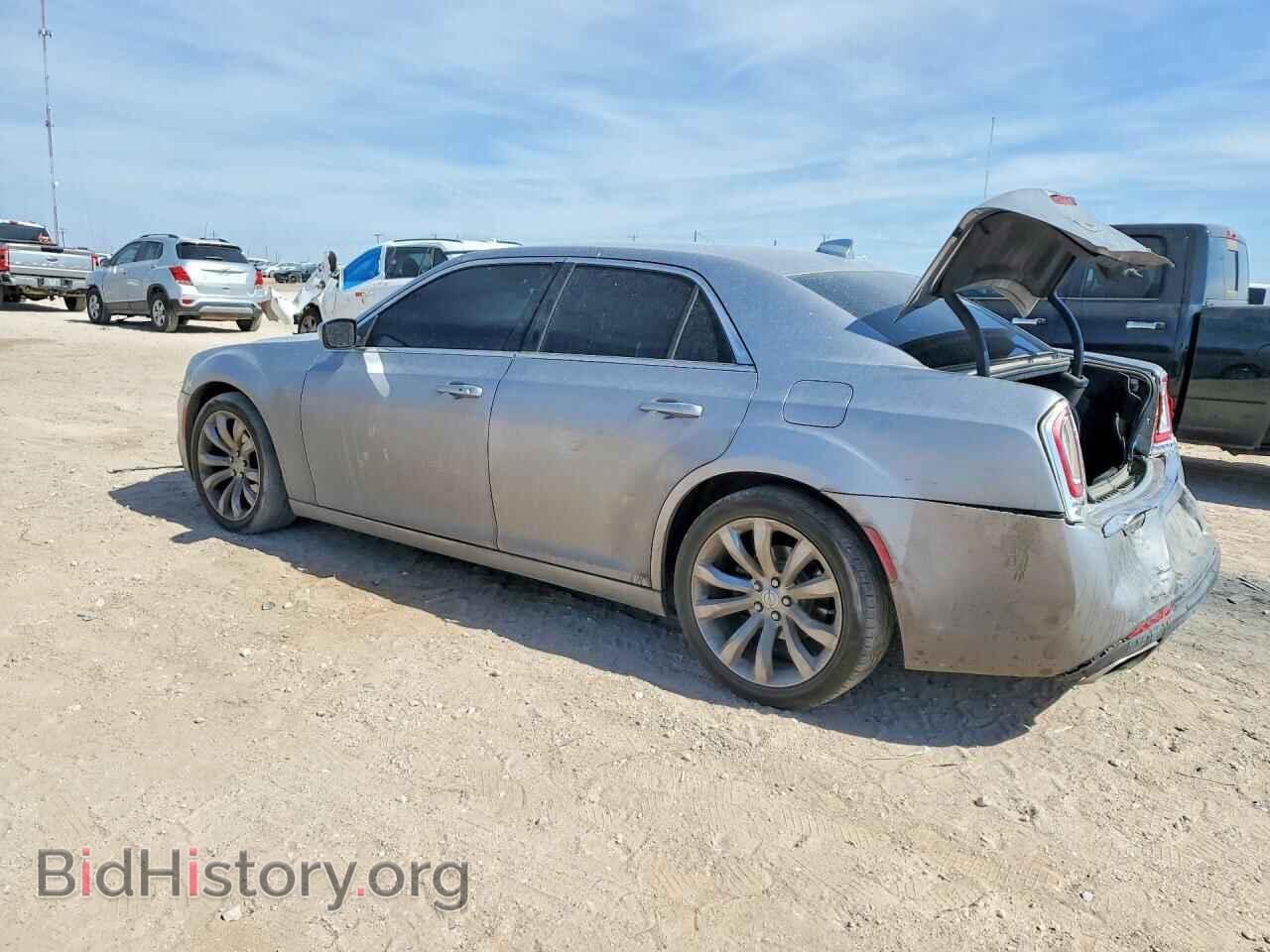 2017 CHRYSLER 300 - VIN: 2C3CCAAG2HH599601 - Фото 2