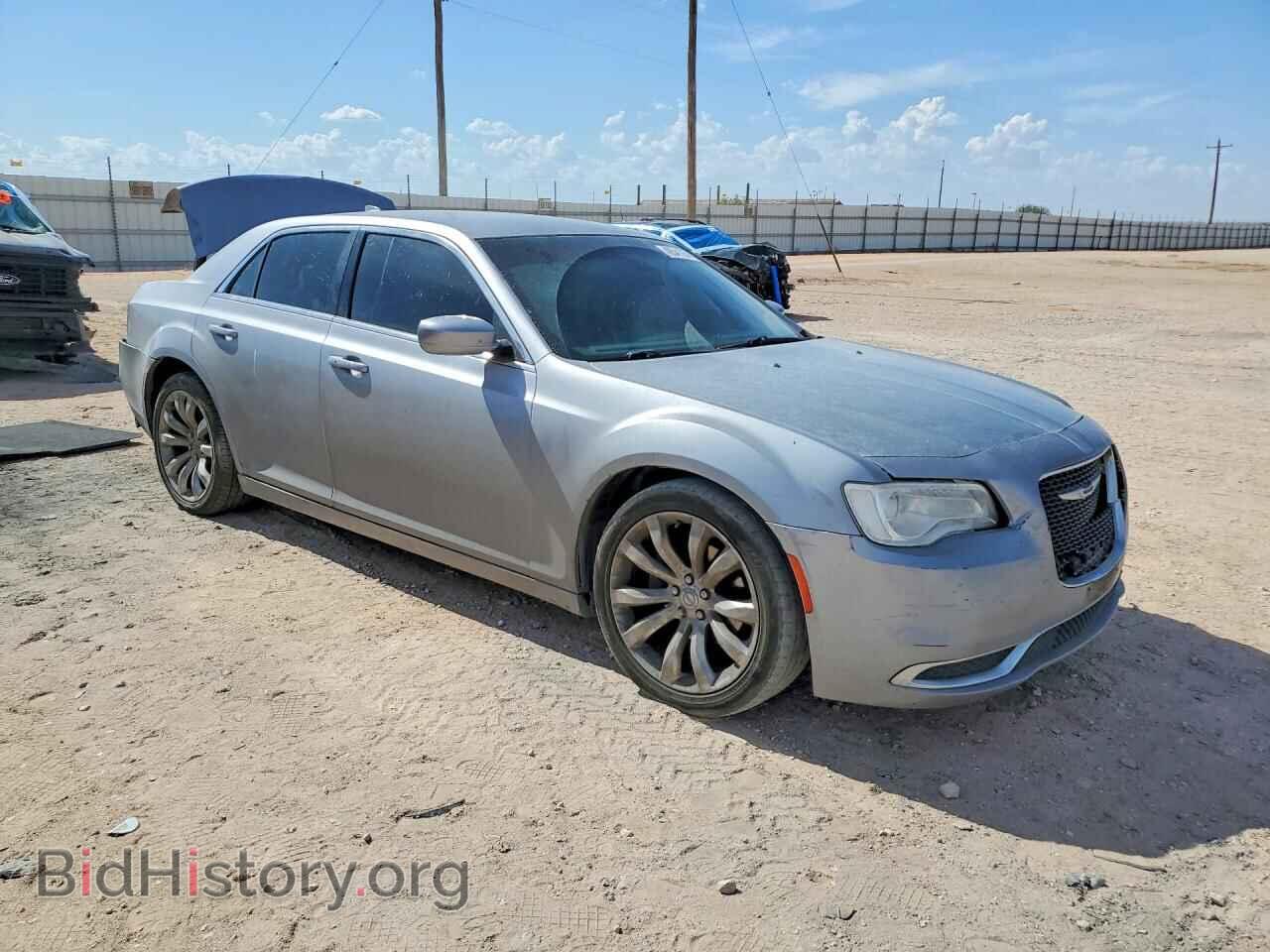 2017 CHRYSLER 300 - VIN: 2C3CCAAG2HH599601 - Фото 4