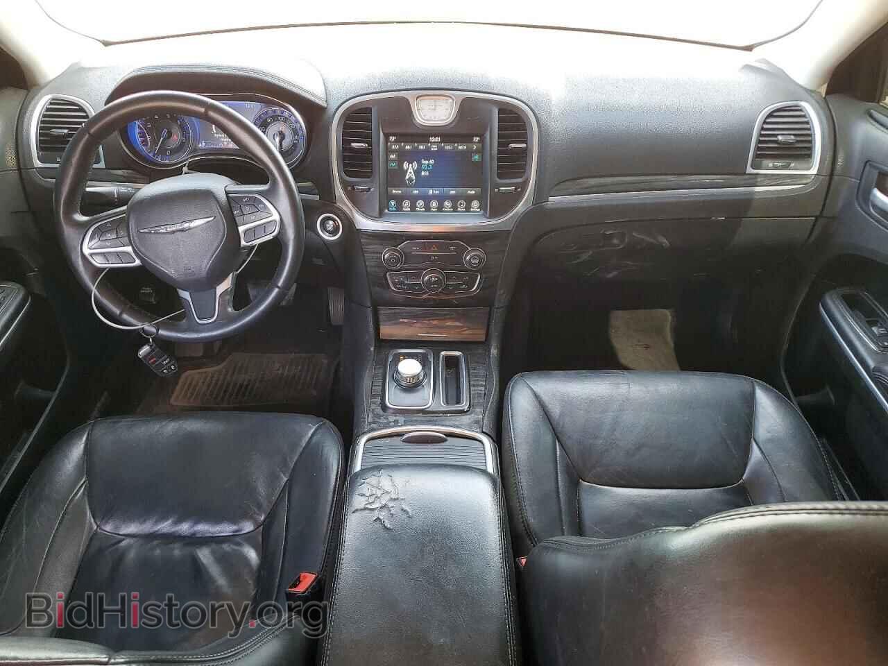 2017 CHRYSLER 300 - VIN: 2C3CCAAG2HH599601 - Фото 8