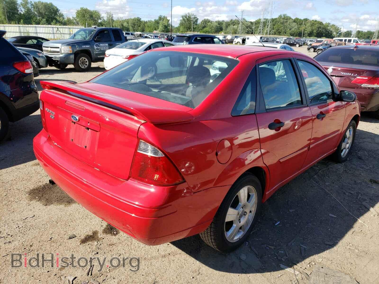 2007 FORD FOCUS - VIN: 1FAHP34N27W303221 - Фото 4