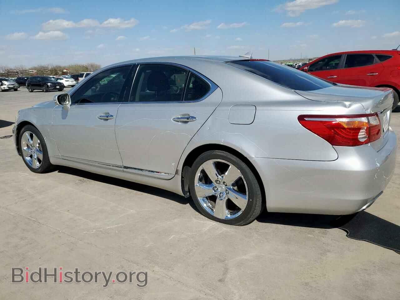 2011 LEXUS LS460 - VIN: JTHBL5EF2B5102883 - Фото 2