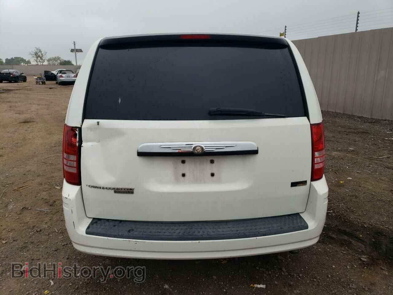 2008 CHRYSLER MINIVAN - VIN: 2A8HR44H28R675035 - Фото 6