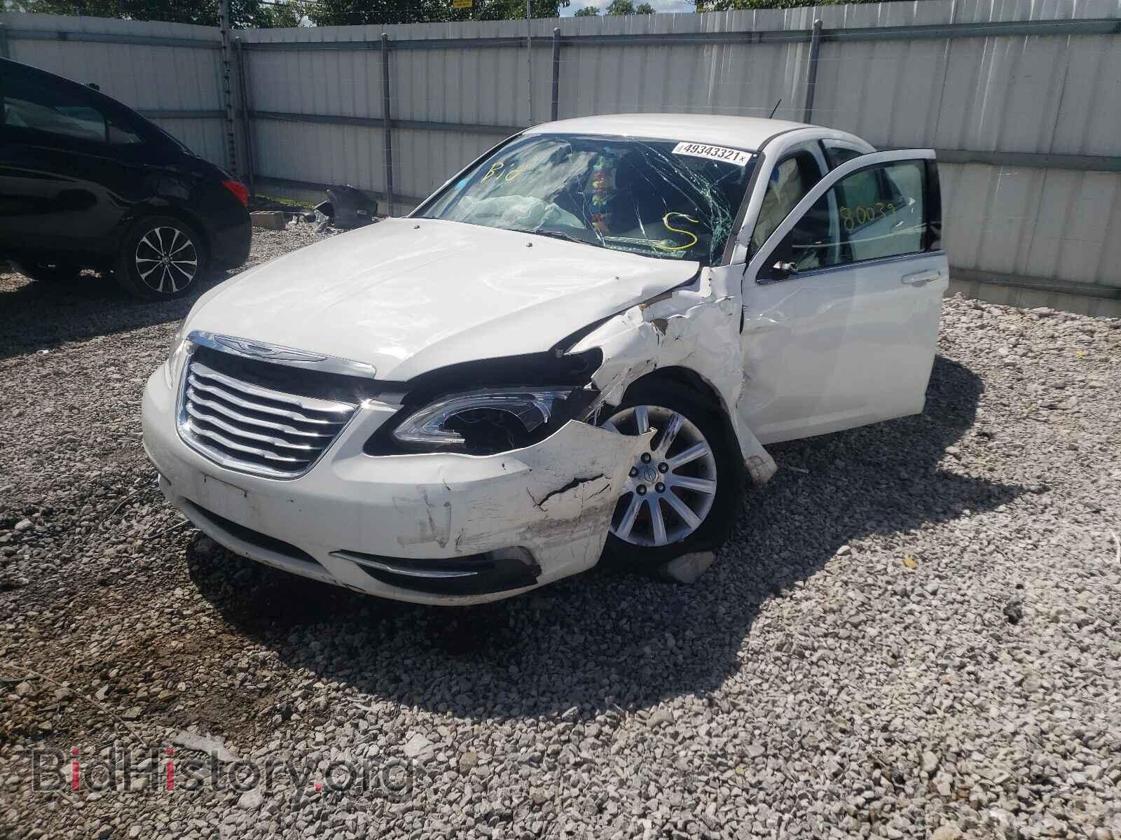 2011 CHRYSLER 200 - VIN: 1C3BC1FB7BN549865 - Фото 2