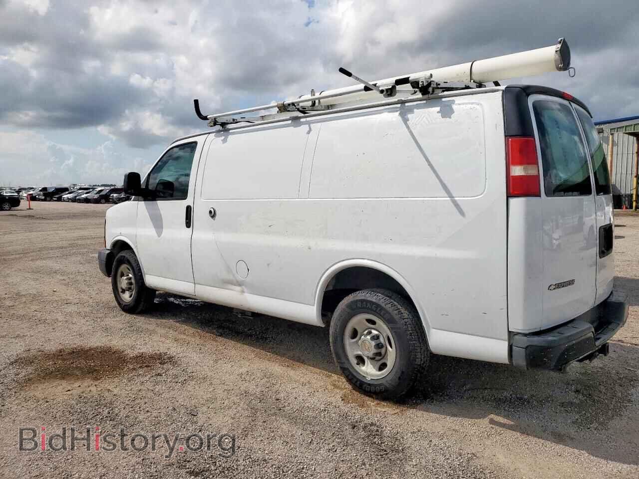 2013 CHEVROLET EXPRESS - VIN: 1GCWGFCA0D1903097 - Фото 2