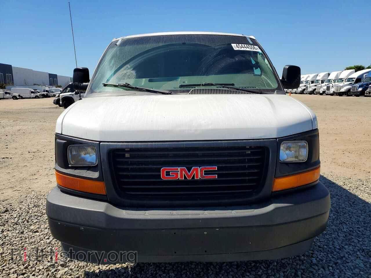 2017 GMC SAVANA - VIN: 1GTW7BFF1H1323363 - Фото 5