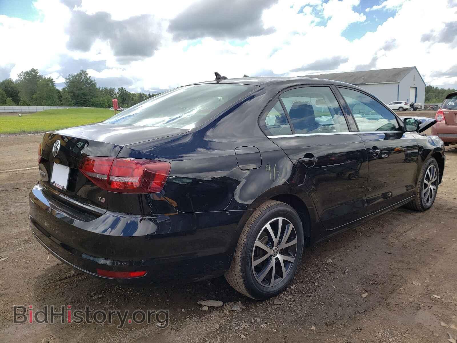 2017 VOLKSWAGEN JETTA - VIN: 3VWDB7AJ3HM384342 - Фото 4