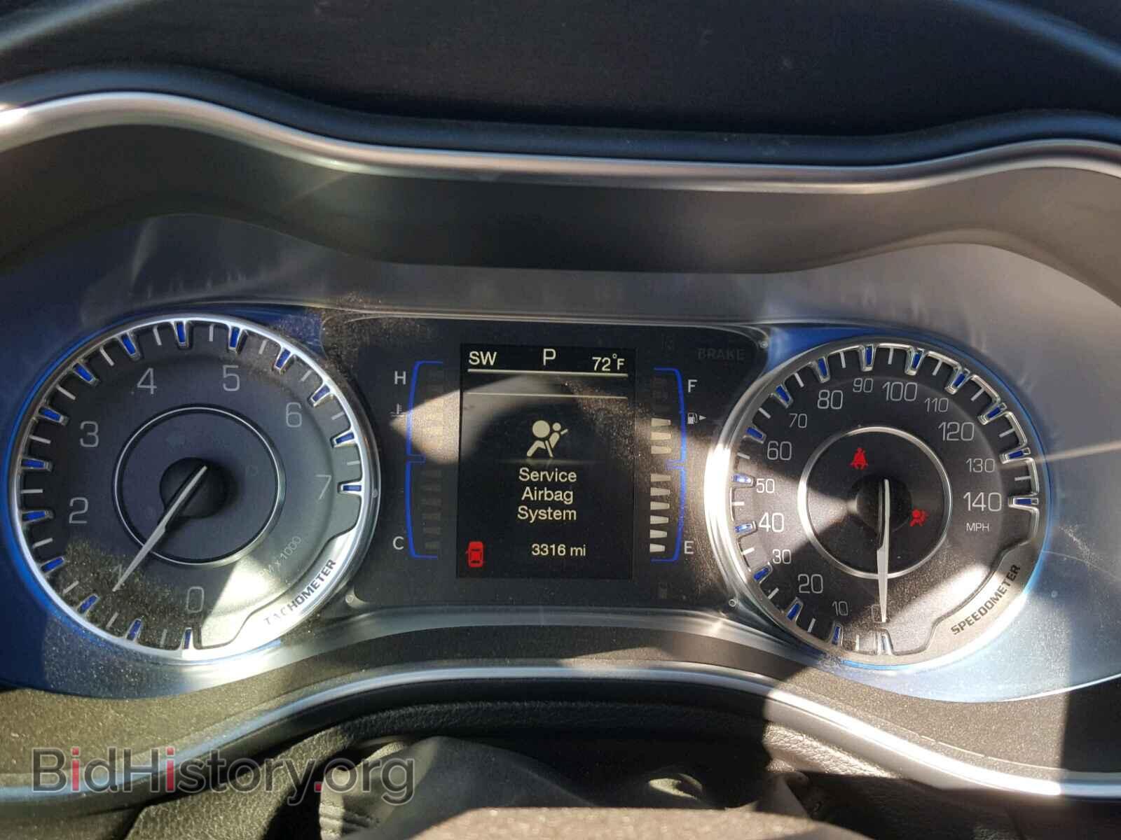 2016 CHRYSLER 200 - VIN: 1C3CCCAB0GN123949 - Photo 8