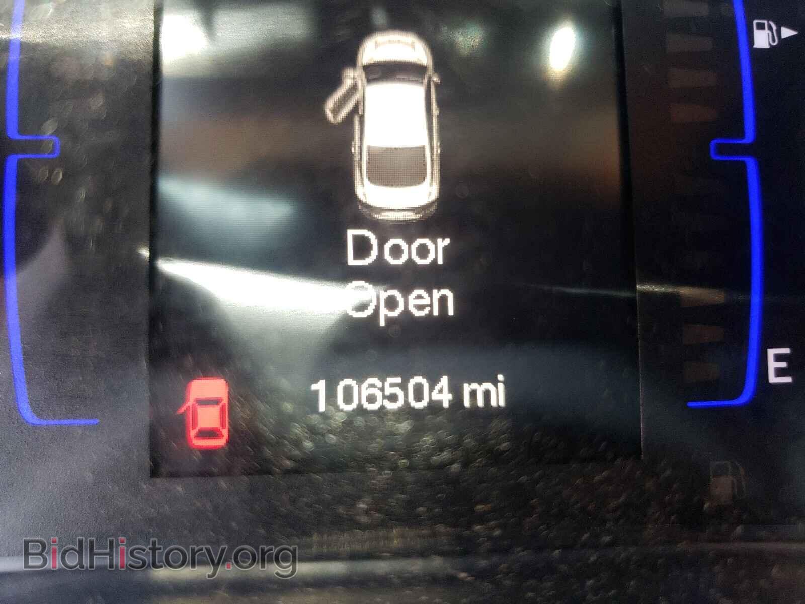 2015 CHRYSLER 200 - VIN: 1C3CCCAB0FN611863 - Фото 8