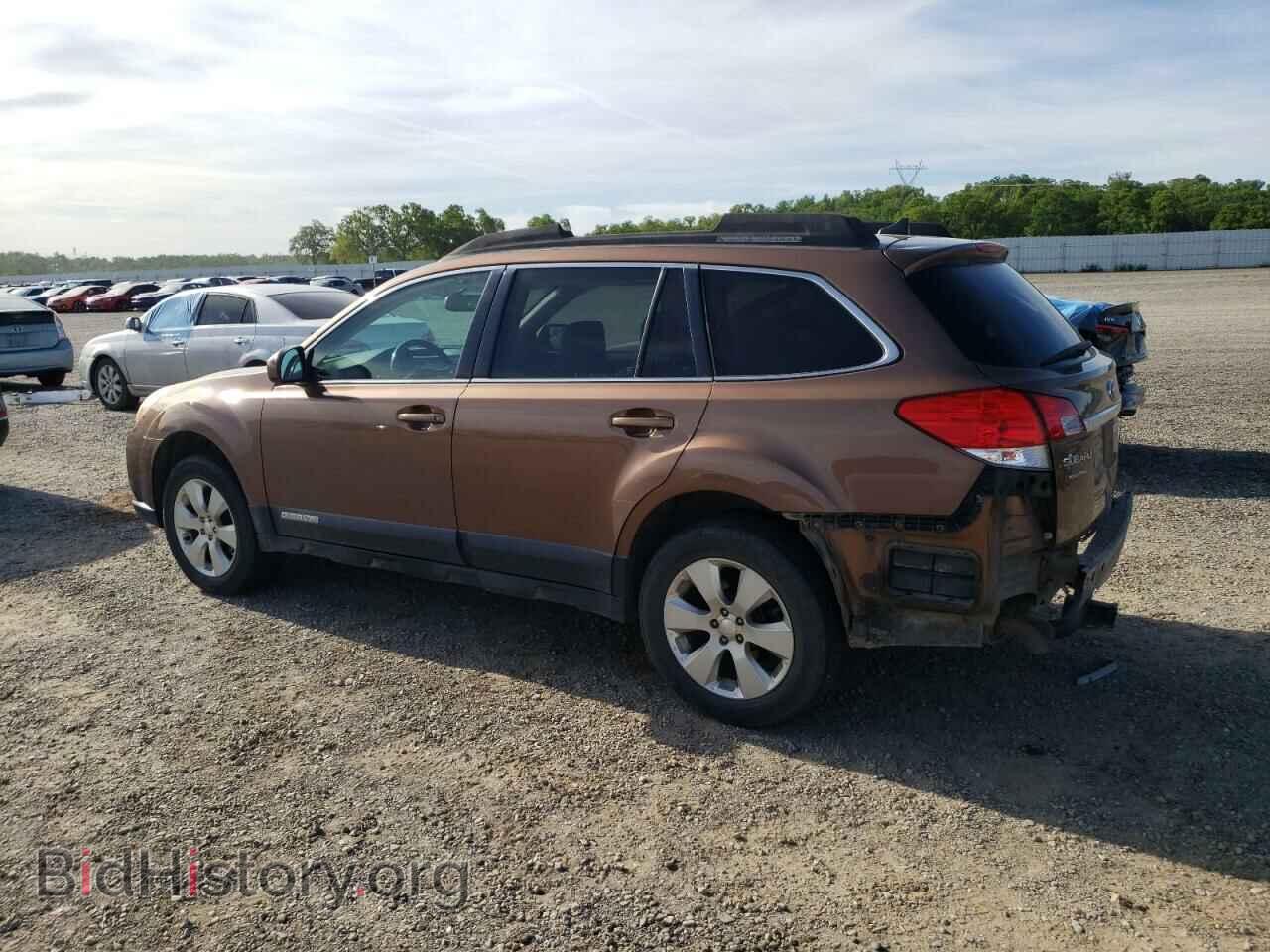 2011 SUBARU OUTBACK - VIN: 4S4BRBJC1B3389683 - Photo 2