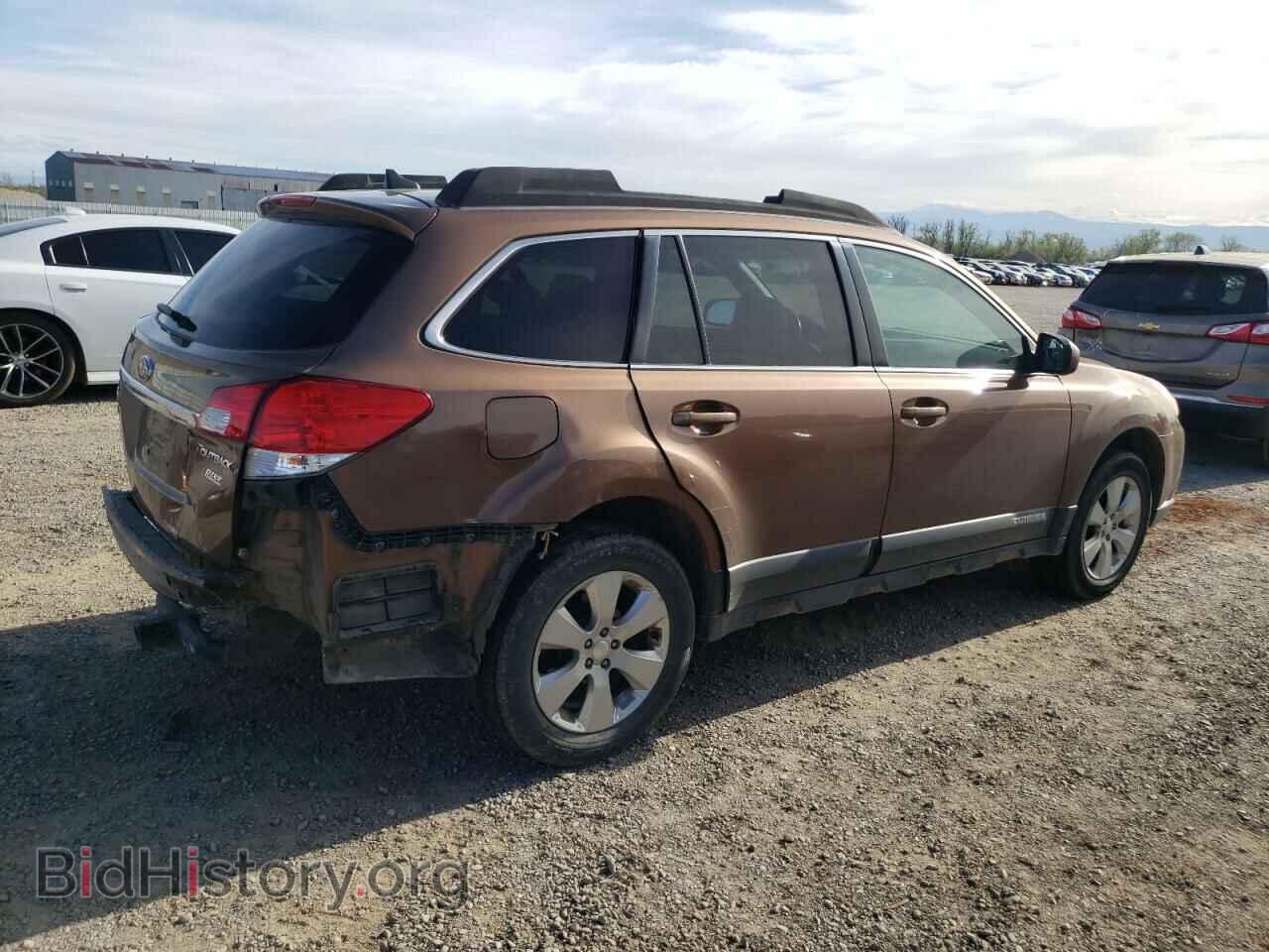 2011 SUBARU OUTBACK - VIN: 4S4BRBJC1B3389683 - Photo 3