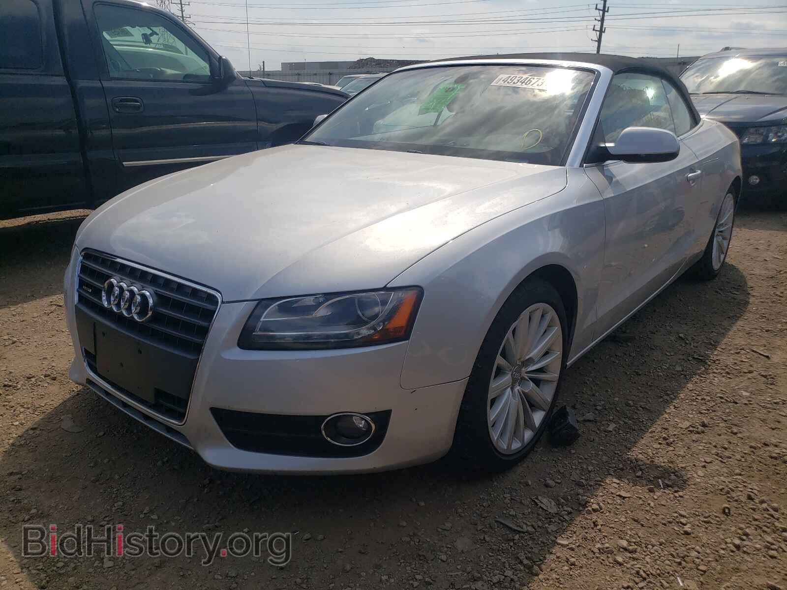 2011 AUDI A5 - VIN: WAULFAFH1BN009985 - Фото 2