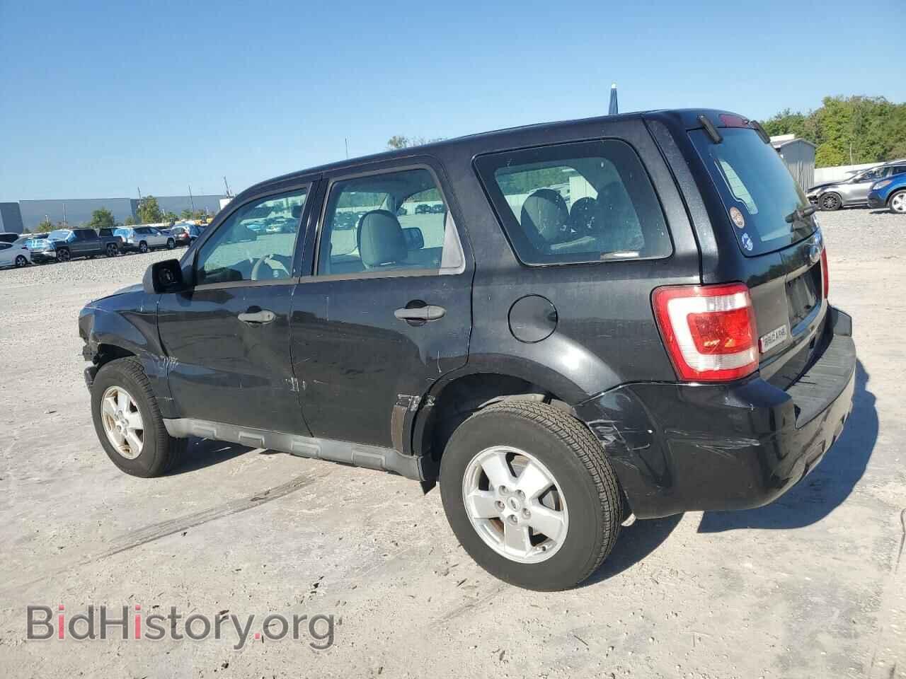 2011 FORD ESCAPE - VIN: 1FMCU0C76BKC40151 - Фото 2