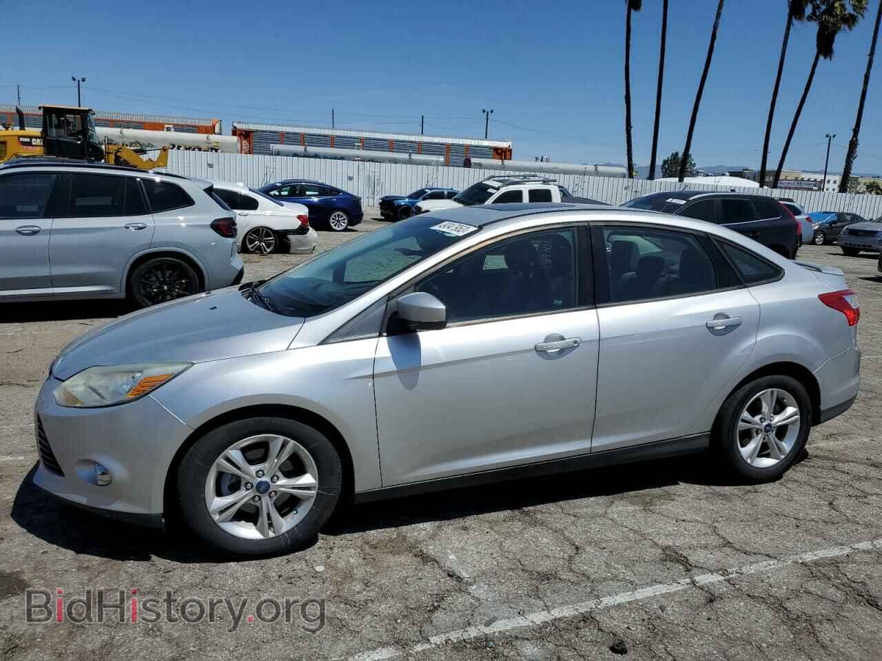 Photo 1FAHP3F26CL435686 - FORD FOCUS 2012