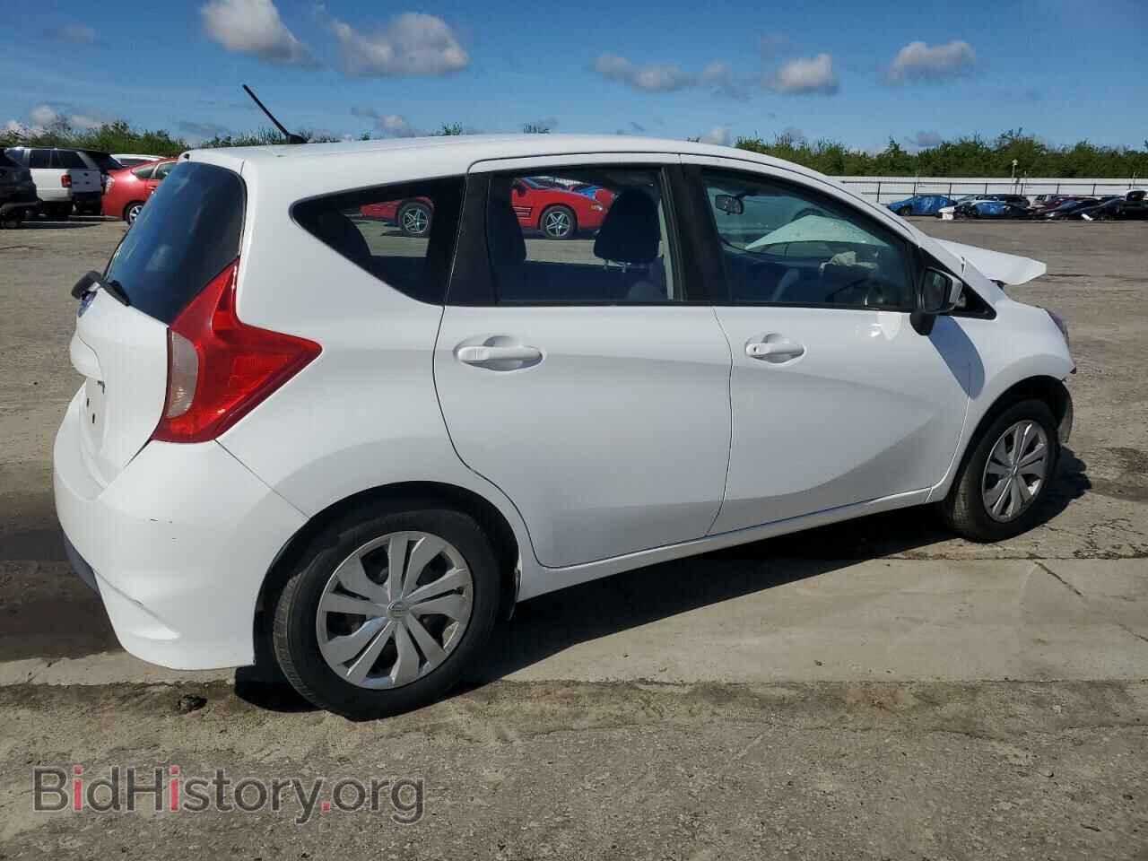 2018 NISSAN VERSA - VIN: 3N1CE2CP3JL366366 - Фото 3