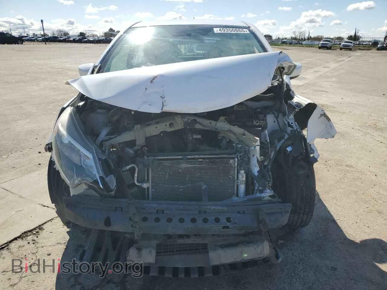 2018 NISSAN VERSA - VIN: 3N1CE2CP3JL366366 - Фото 5