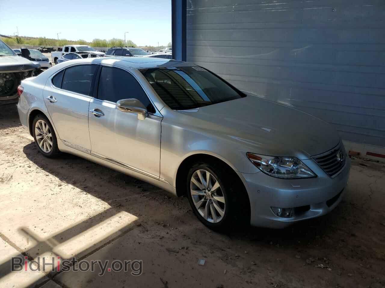 2012 LEXUS LS460 - VIN: JTHBL5EF2C5111455 - Photo 4
