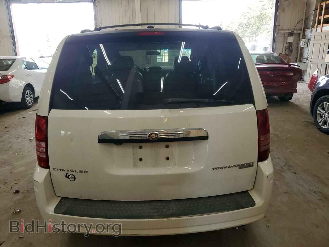 2010 CHRYSLER MINIVAN - VIN: 2A4RR8D19AR380925 - Фото 6
