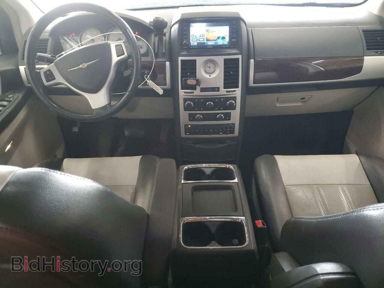 2010 CHRYSLER MINIVAN - VIN: 2A4RR8D19AR380925 - Фото 8