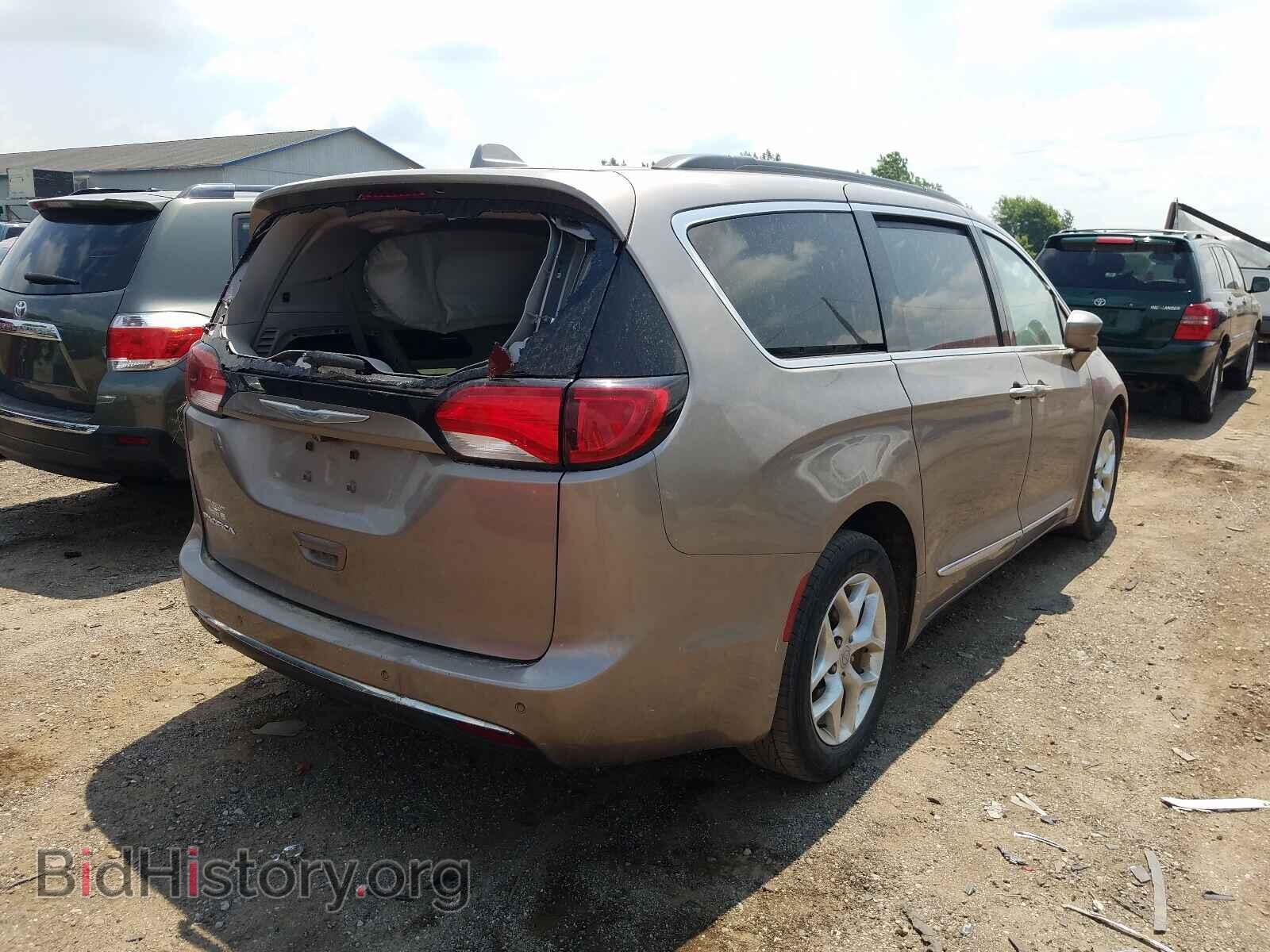 2017 CHRYSLER PACIFICA - VIN: 2C4RC1BG2HR668639 - Фото 4