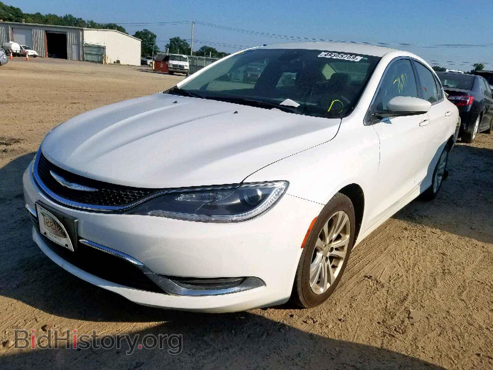 2015 CHRYSLER 200 - VIN: 1C3CCCAB6FN577492 - Photo 2