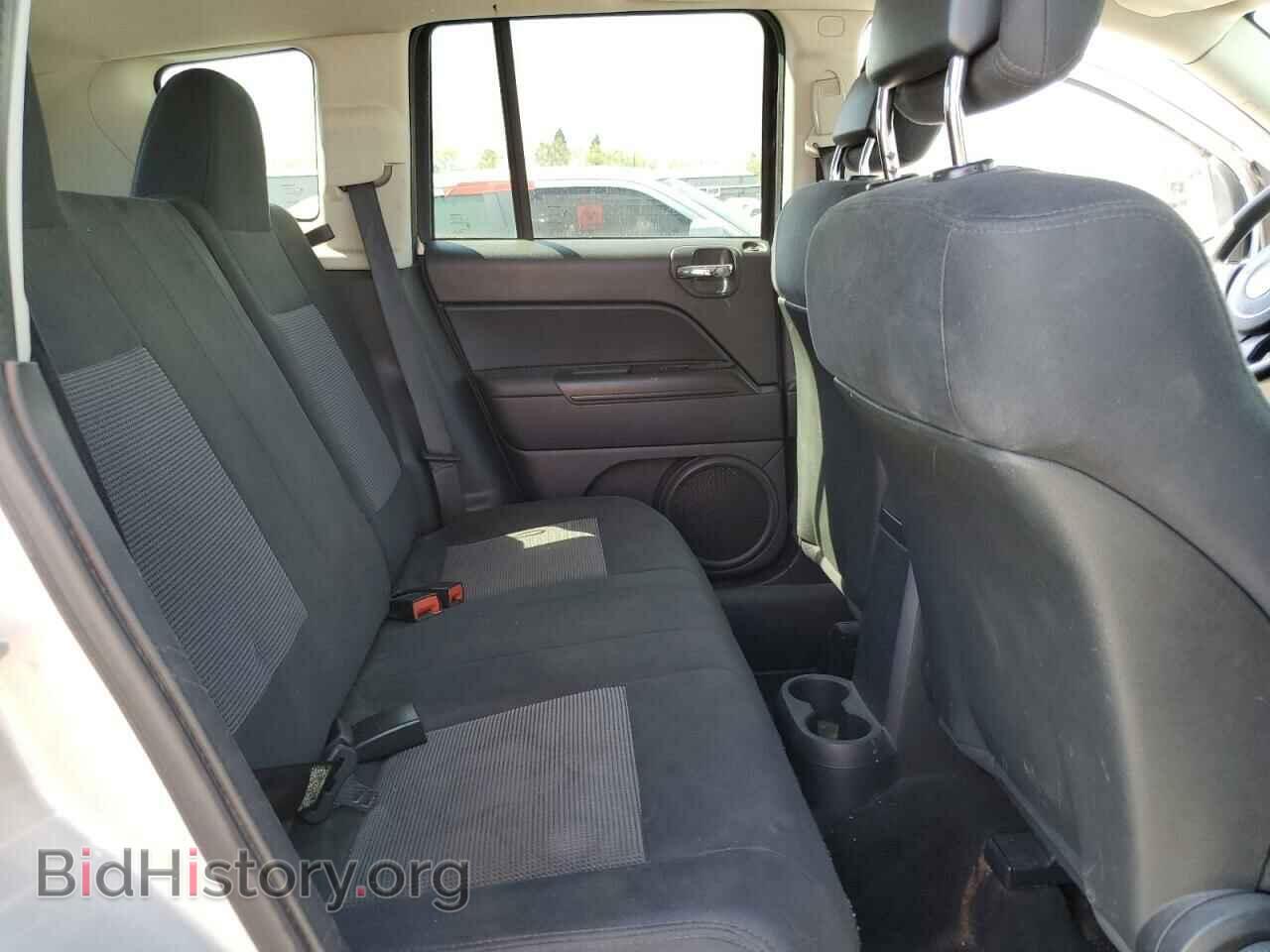 2012 JEEP COMPASS - VIN: 1C4NJDBB6CD582689 - Photo 11
