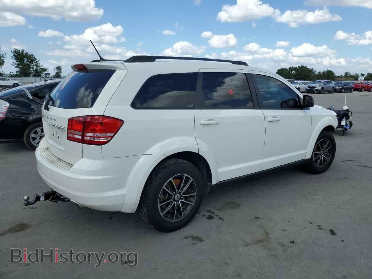 2018 DODGE JOURNEY - VIN: 3C4PDCAB0JT386038 - Фото 3