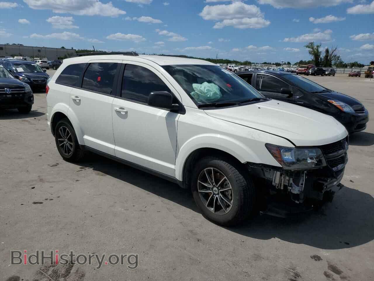 2018 DODGE JOURNEY - VIN: 3C4PDCAB0JT386038 - Фото 4