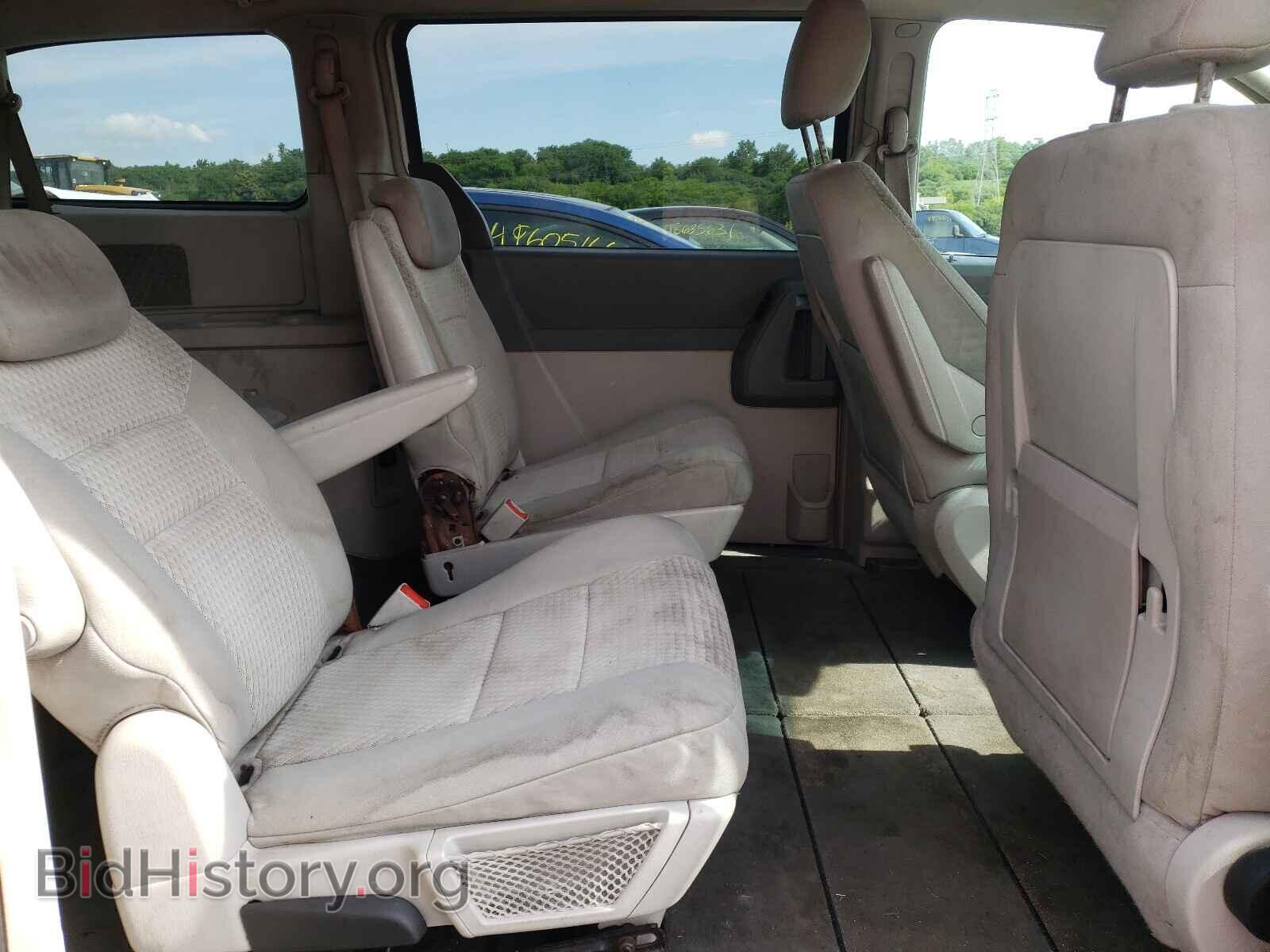 2008 CHRYSLER MINIVAN - VIN: 2A8HR54P48R691265 - Фото 6