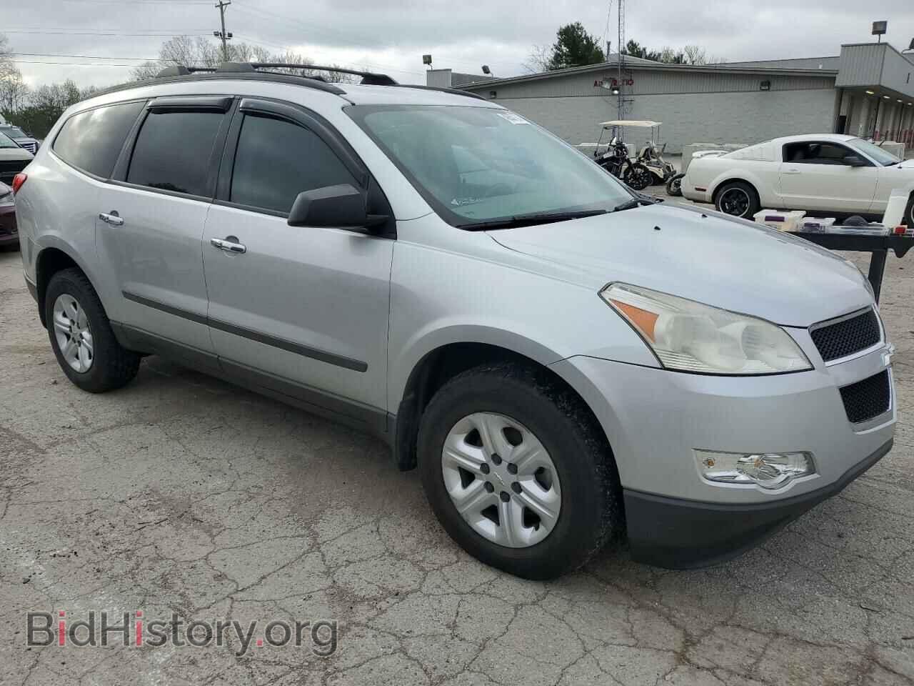 2011 CHEVROLET TRAVERSE - VIN: 1GNKREED6BJ126178 - Фото 4