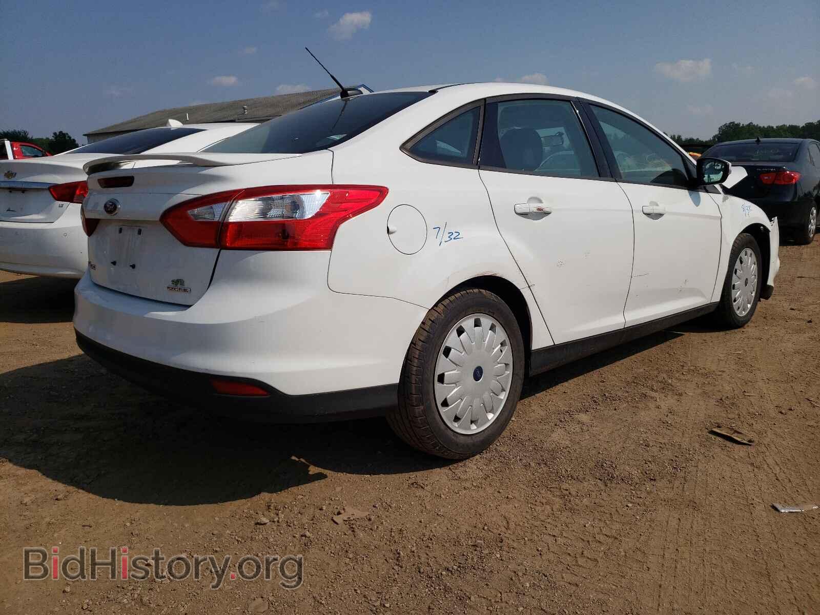 2014 FORD FOCUS - VIN: 1FADP3F28EL329922 - Photo 4