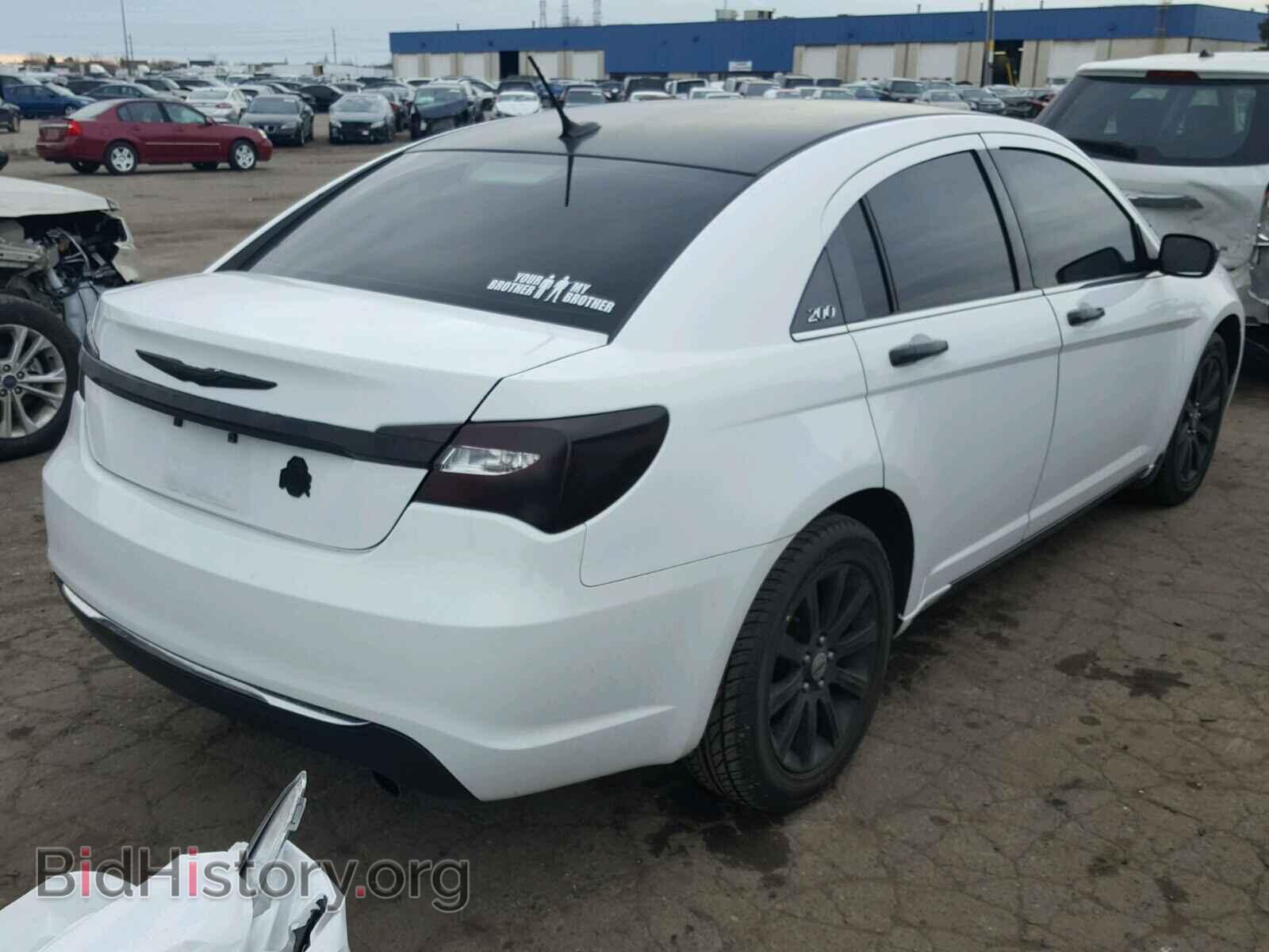 2013 CHRYSLER 200 - VIN: 1C3CCBBG2DN678210 - Фото 4