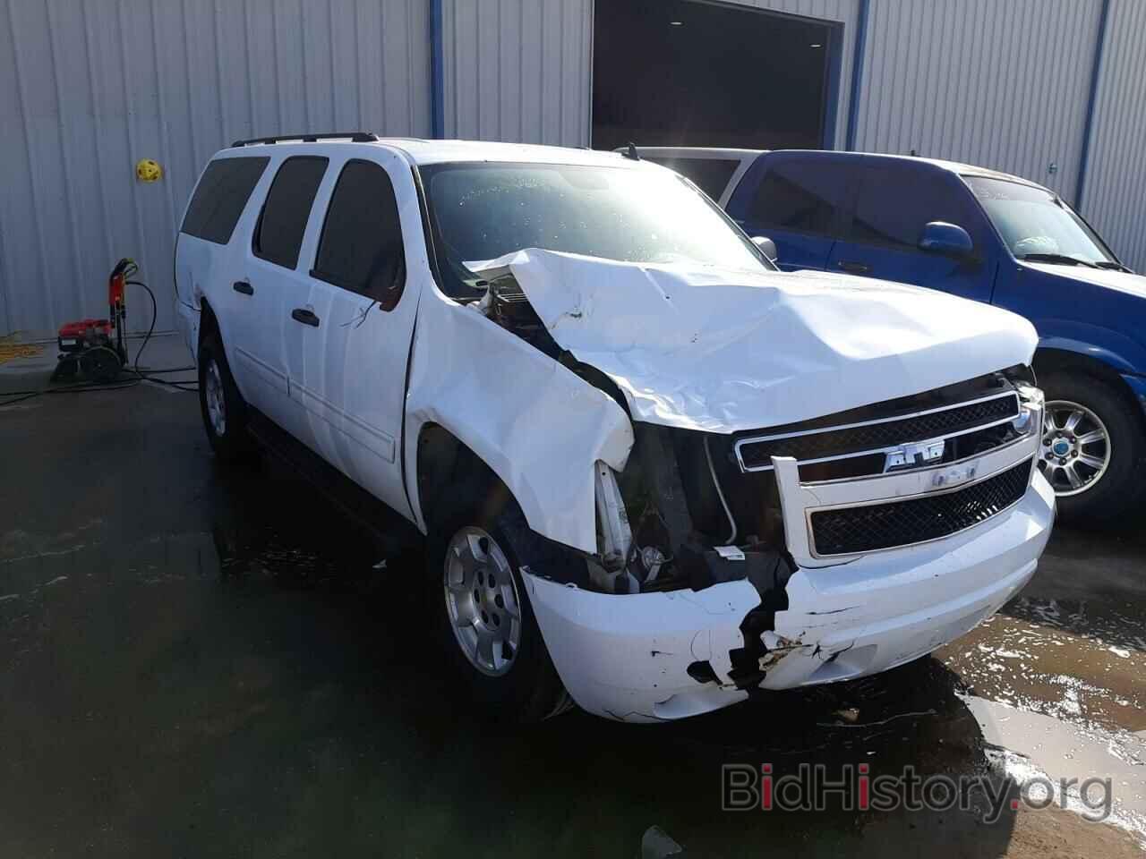 Фотография 1GNUKHE39AR275805 - CHEVROLET SUBURBAN 2010