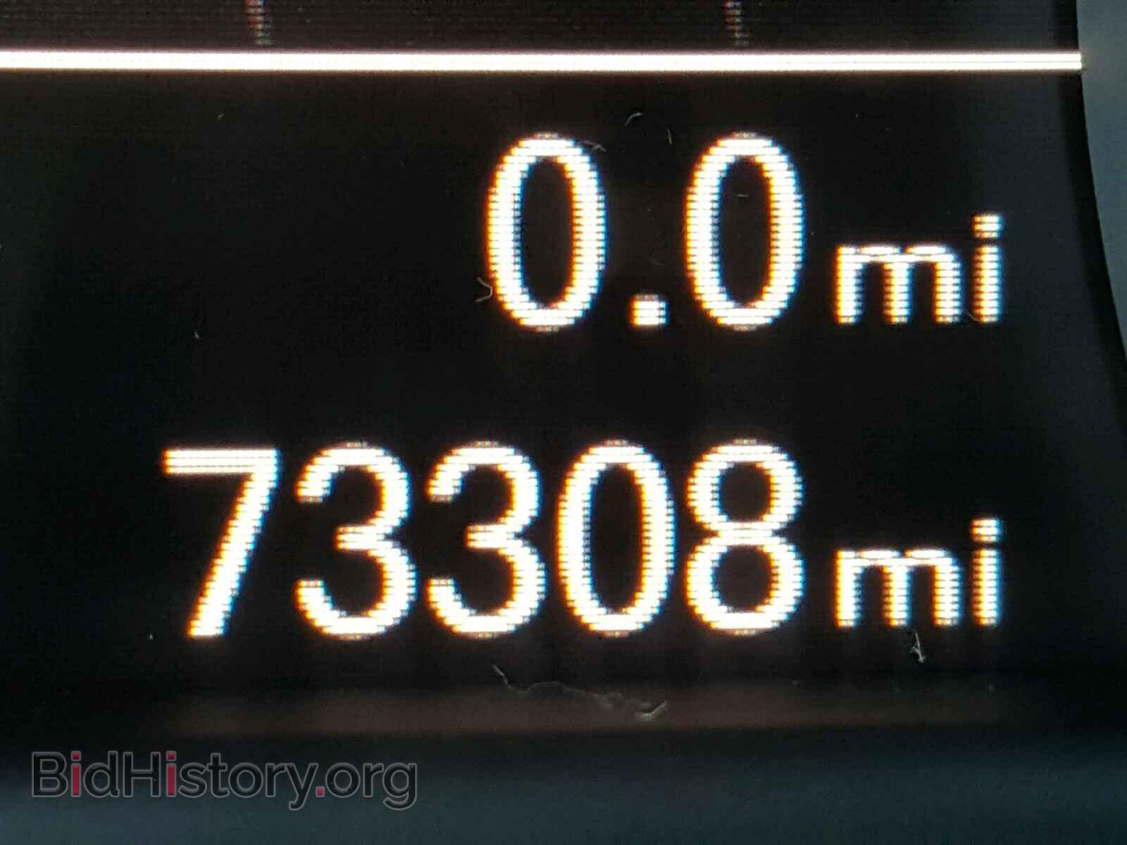 2011 AUDI A8 - VIN: WAURVAFD6BN016165 - Фото 8