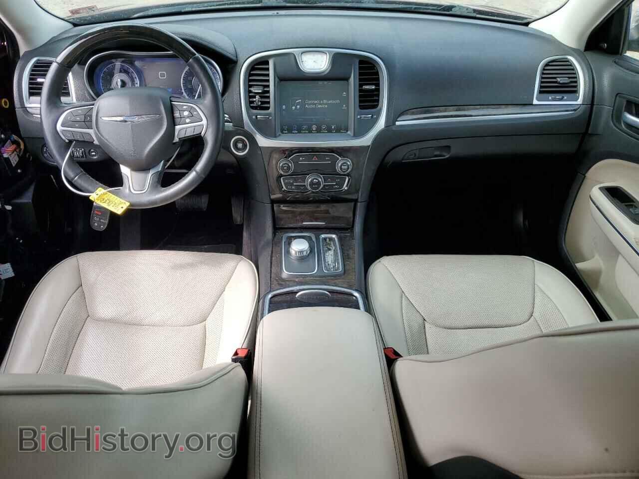 2016 CHRYSLER 300 - VIN: 2C3CCAEGXGH351170 - Фото 8