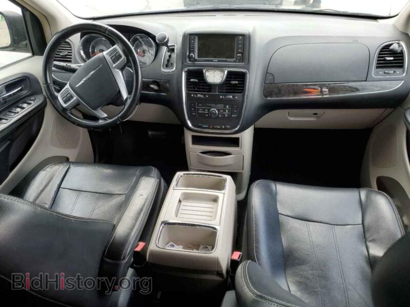 2011 Chrysler MINIVAN (VIN 2A4RR8DG8BR682020) — фото 8 из 13