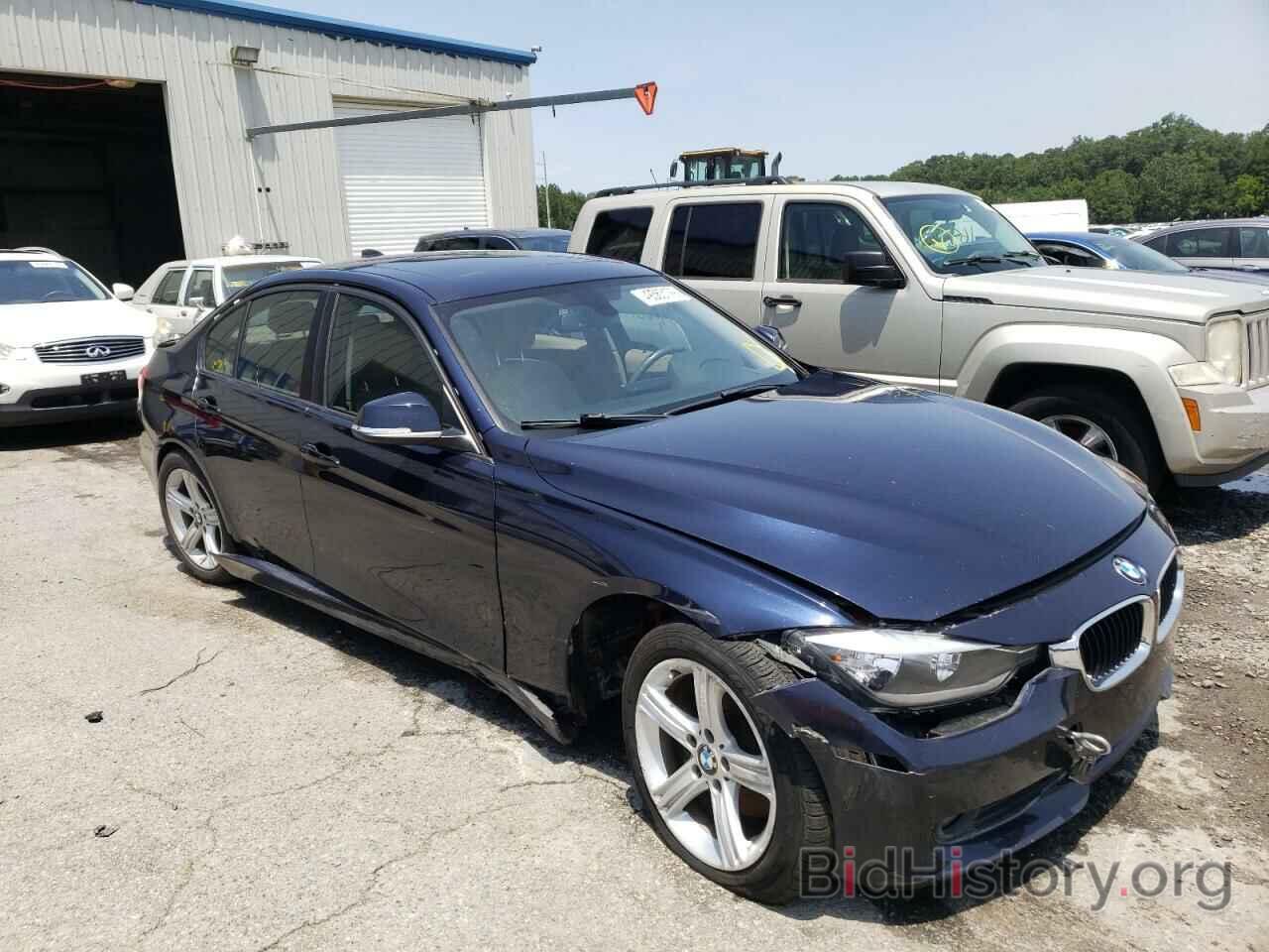 Photo WBA3A5C52DF359039 - BMW 3 SERIES 2013