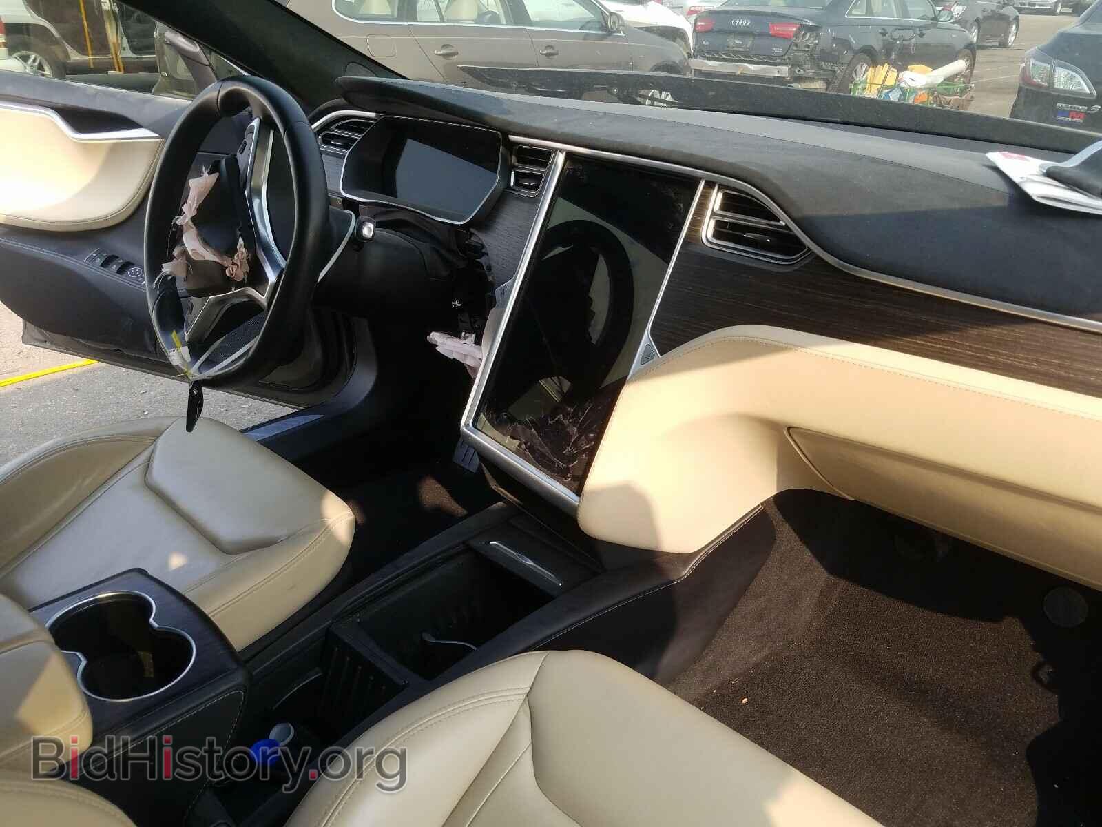 2016 TESLA MODEL S - VIN: 5YJSA1E44GF134142 - Фото 9