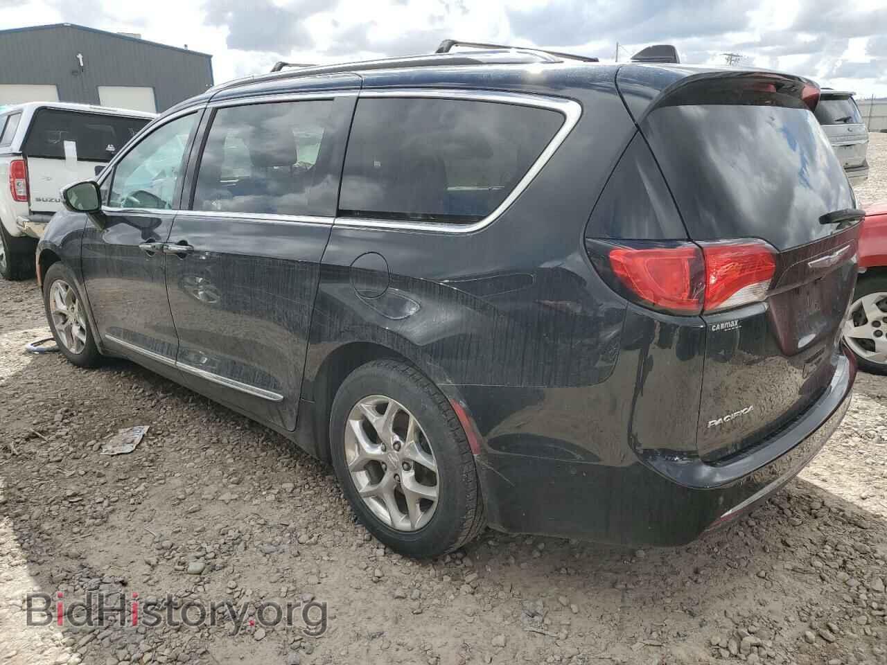 2017 CHRYSLER PACIFICA - VIN: 2C4RC1GGXHR518867 - Фото 2