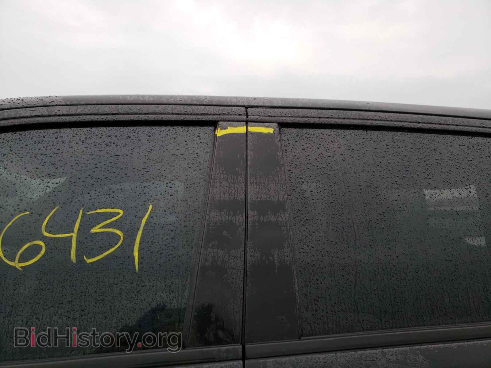 2019 RAM 1500 - VIN: 1C6SRFFT7KN618125 - Photo 9