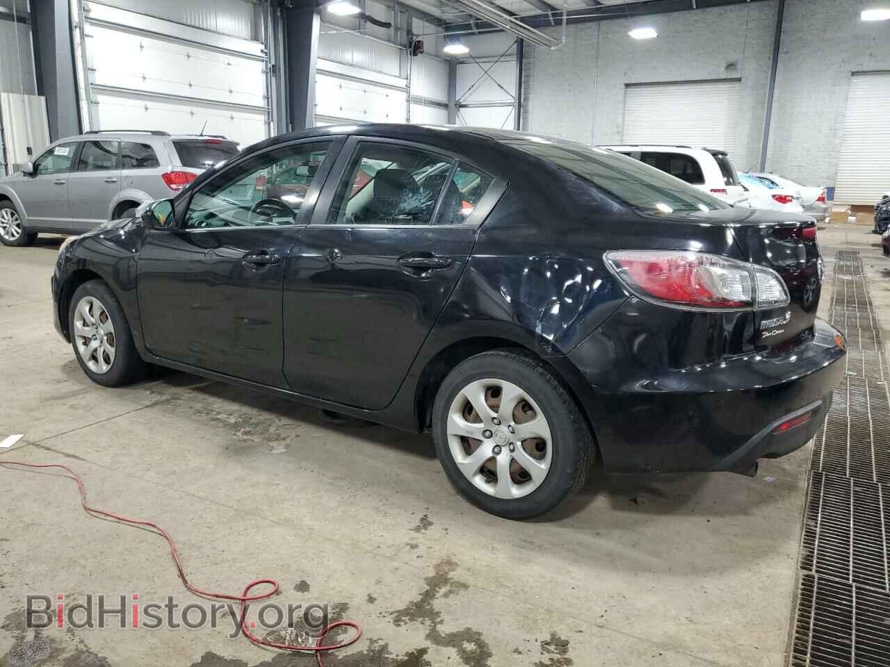 2011 MAZDA 3 - VIN: JM1BL1UF8B1900050 - Фото 2