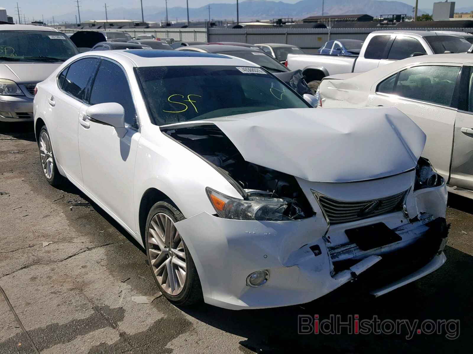 Photo JTHBK1GG1D2051964 - LEXUS ES350 2013