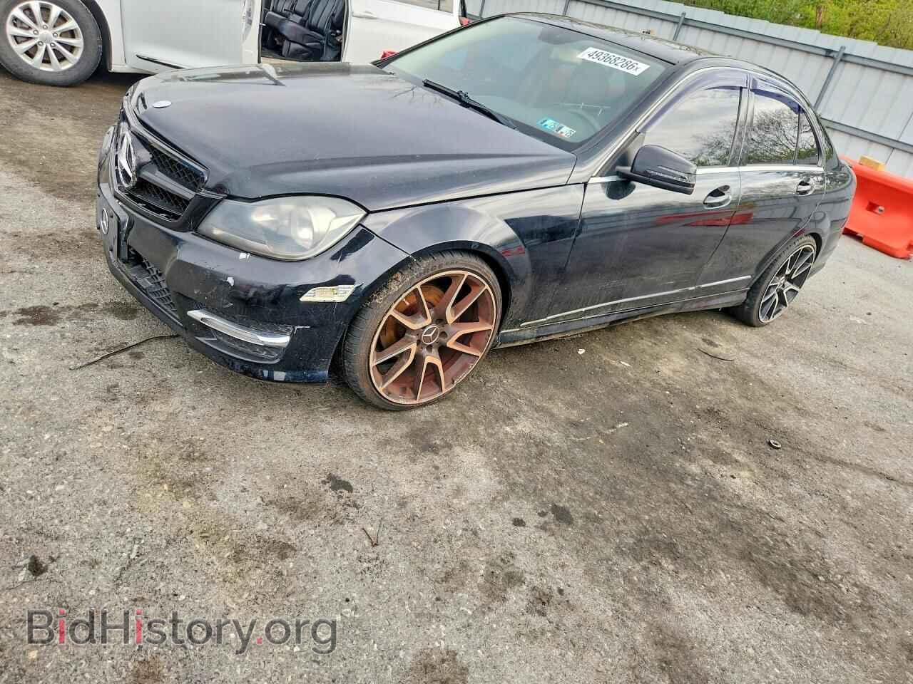 Photo WDDGF8BB3CA616368 - MERCEDES-BENZ C-CLASS 2012