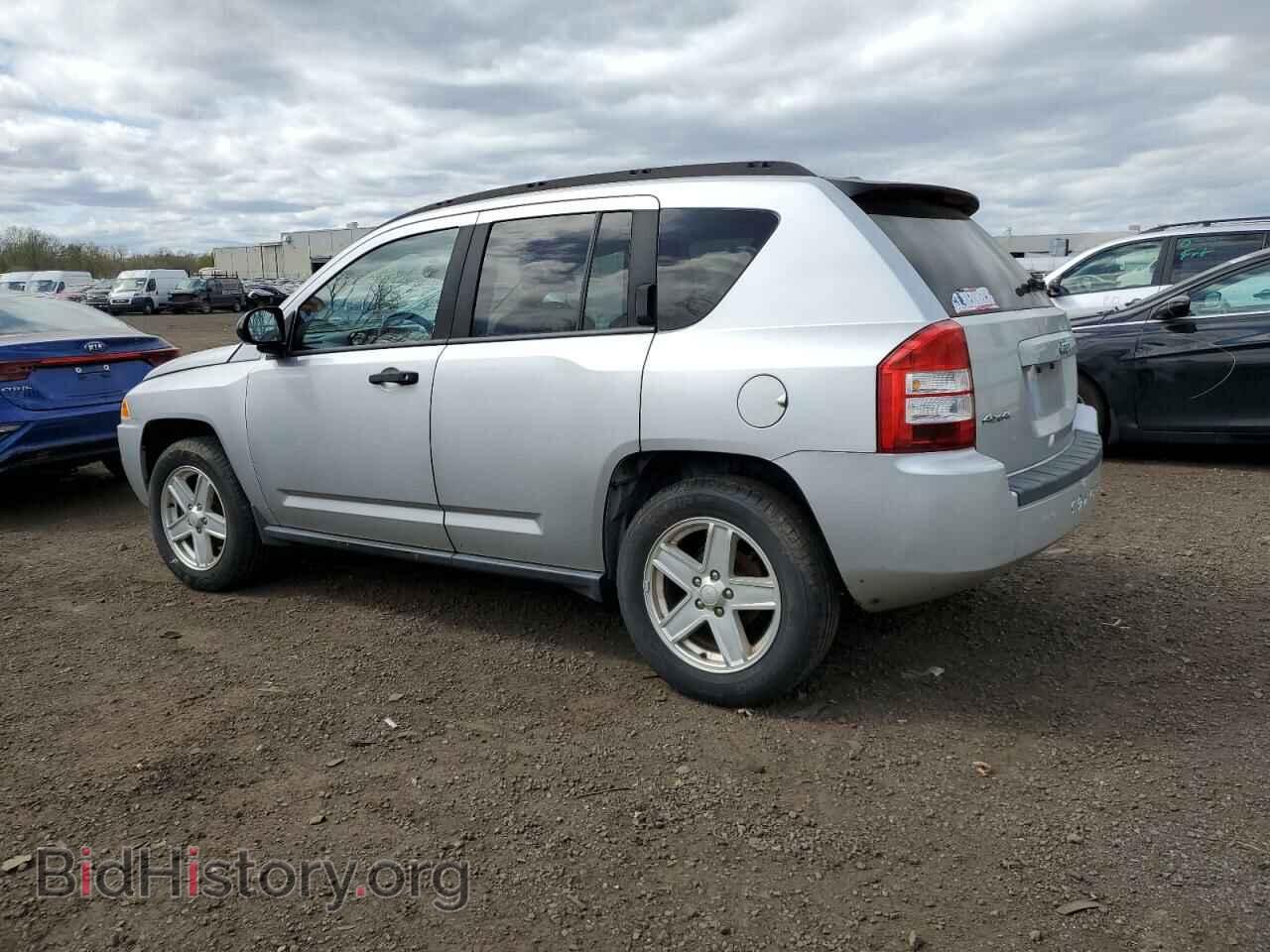 2007 JEEP COMPASS - VIN: 1J8FF47W67D167534 - Photo 2